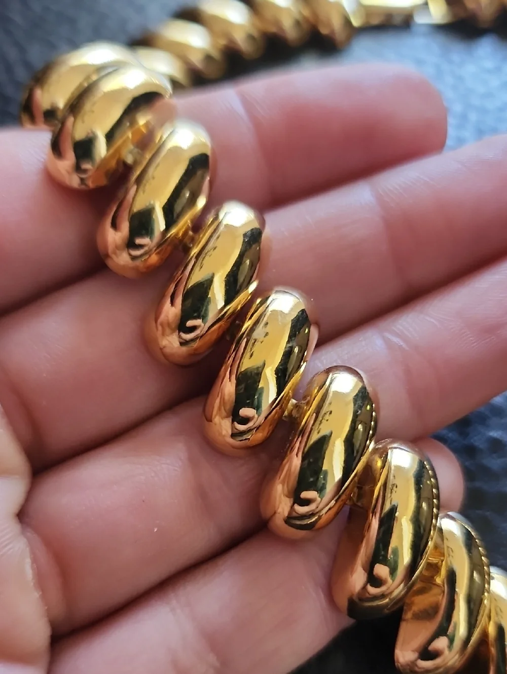 VTG Napier Gold Statement Twist Necklace - Women Jewelry - Picture 7 of 10